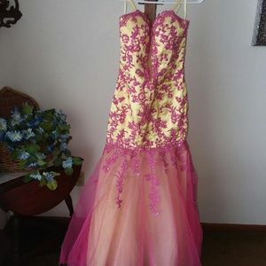 Prom dress